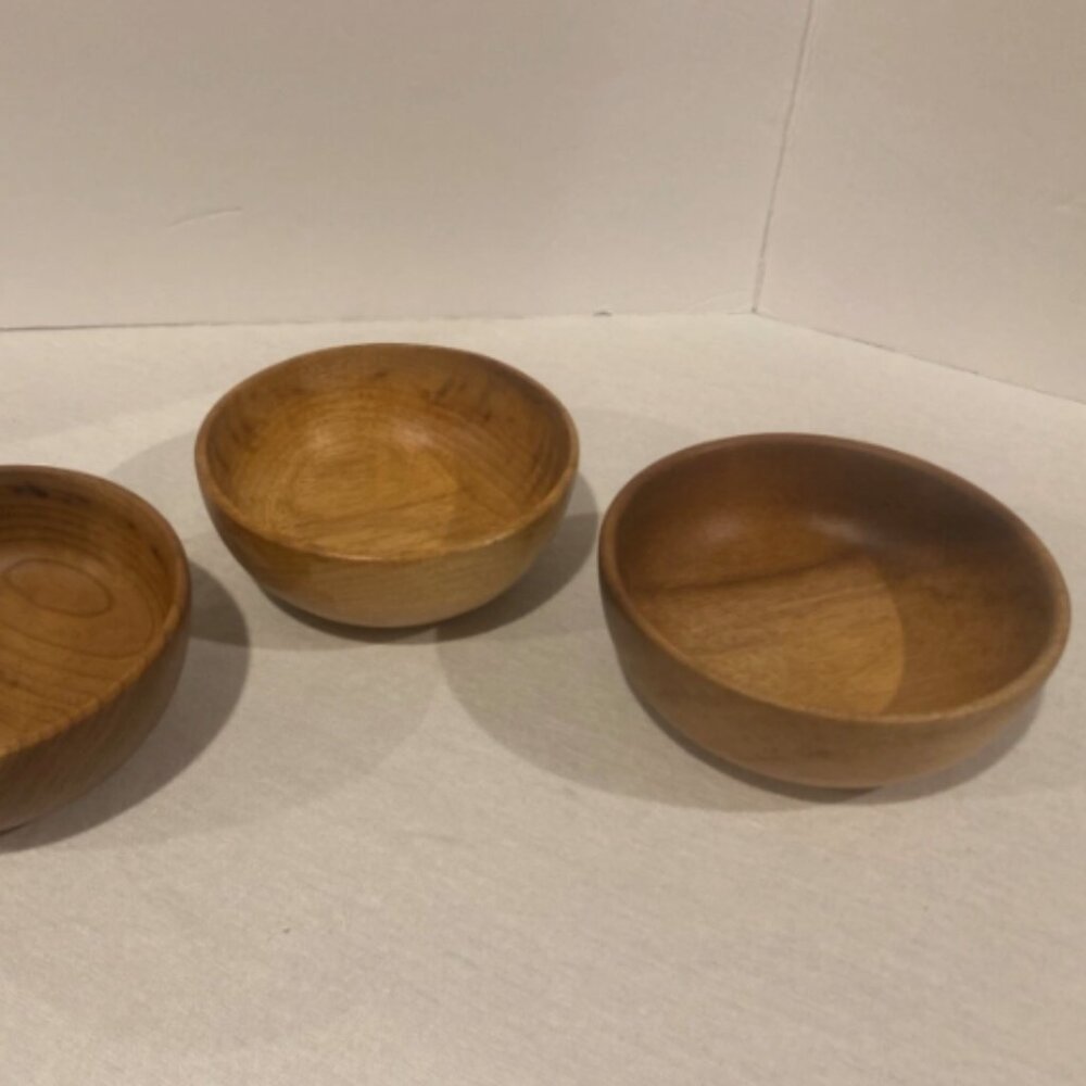 Sold on EBAY3 Lot of 3 5” Bowl Myrtlewood Chalet Hand Crafted Wooden Bowl Oregon